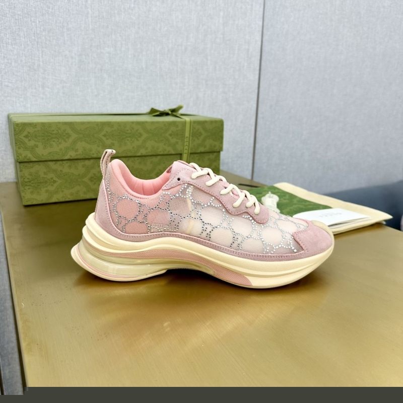 G*u*i casual shoes